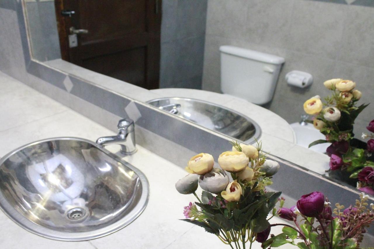 Trotamundos Hostel ซัลตา ภายนอก รูปภาพ